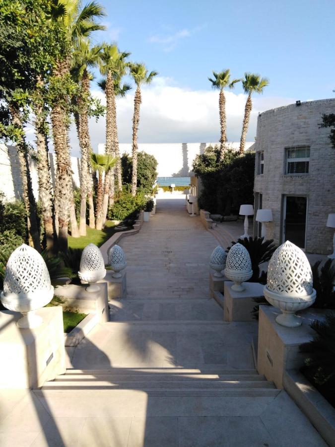 Hotel Lafayette Giovinazzo Bagian luar foto