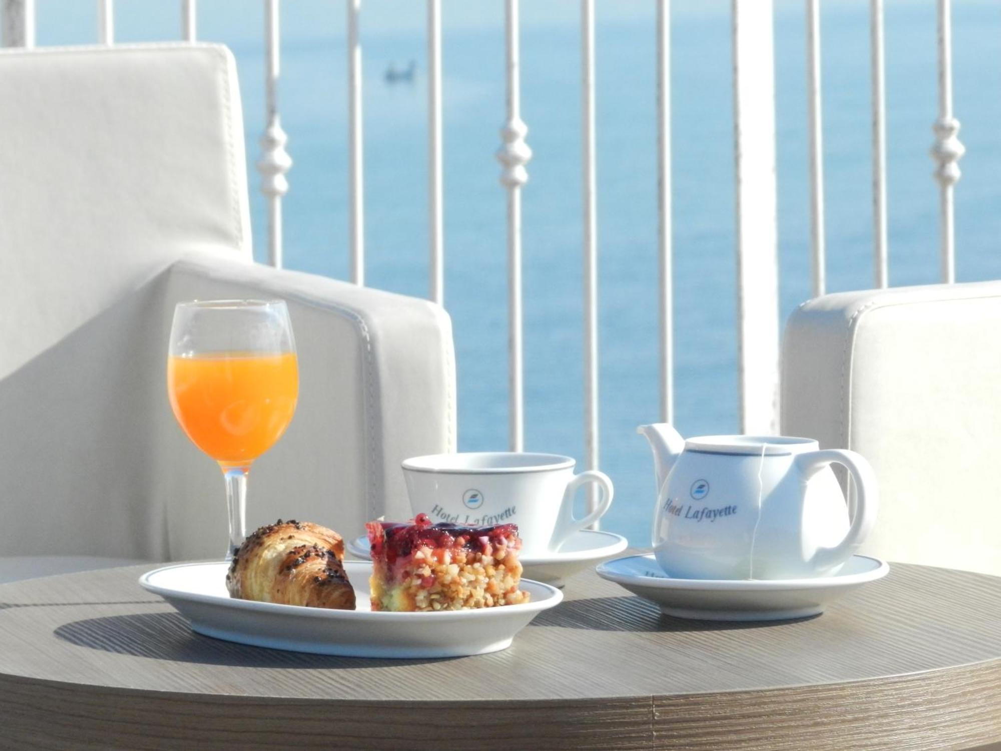 Hotel Lafayette Giovinazzo Bagian luar foto