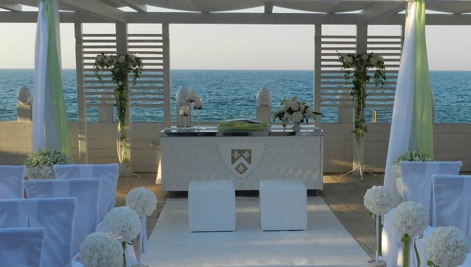 Hotel Lafayette Giovinazzo Bagian luar foto